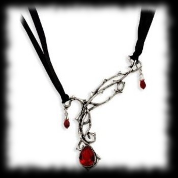 Victorian Gothic Vampiress Necklace Blood Drop Halloween Costume