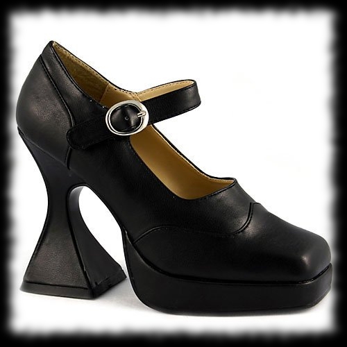 Victorian Vampiress Shoe Deluxe Halloween Costume Idea